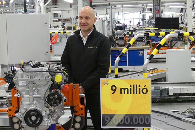 More information about "Szentgotthárdon elkészült a 9 milliomodik Opel motor"