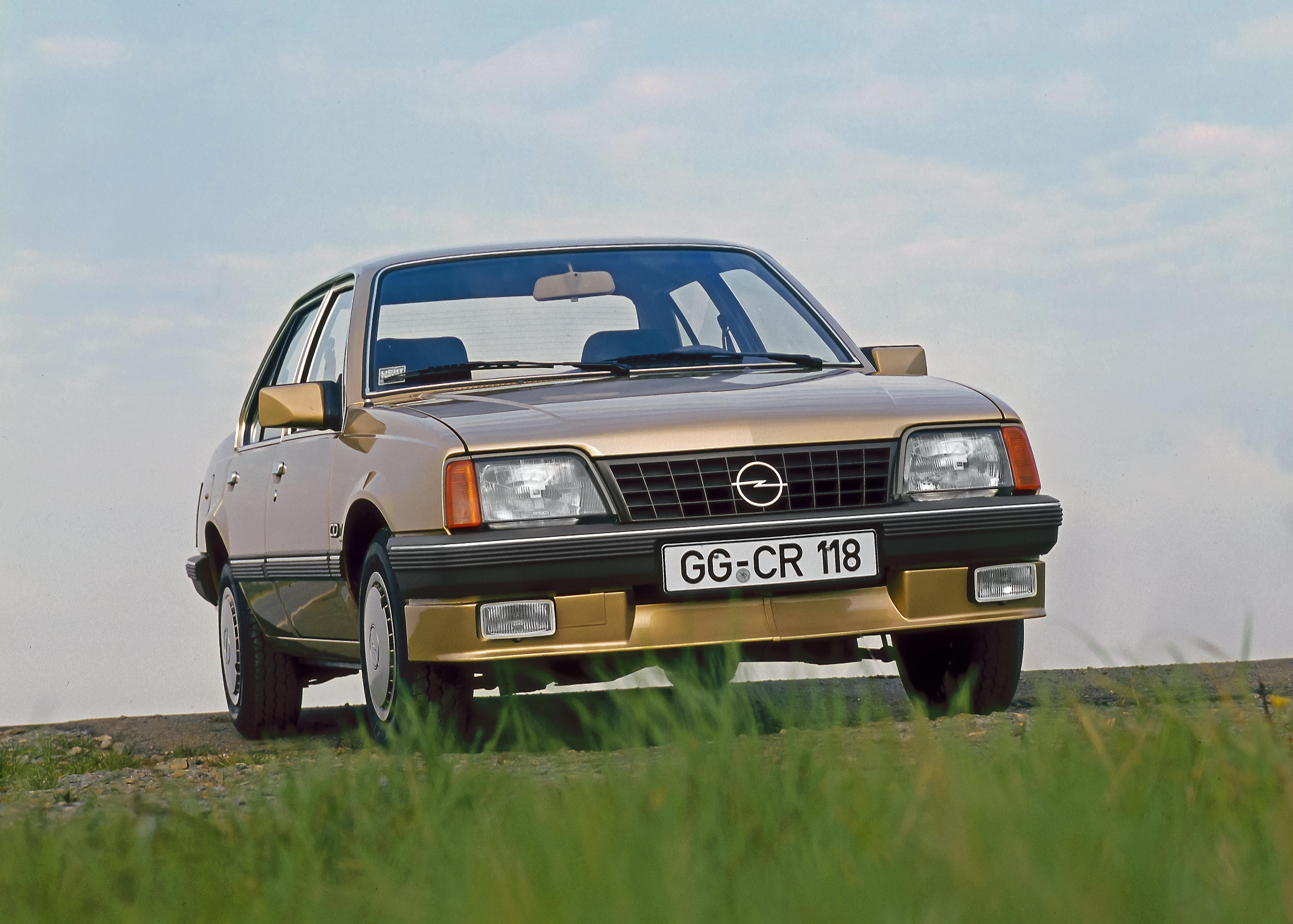 More information about "35 éve az Opel Ascona volt az első német autó, Európának fejlesztett katalizátorral"