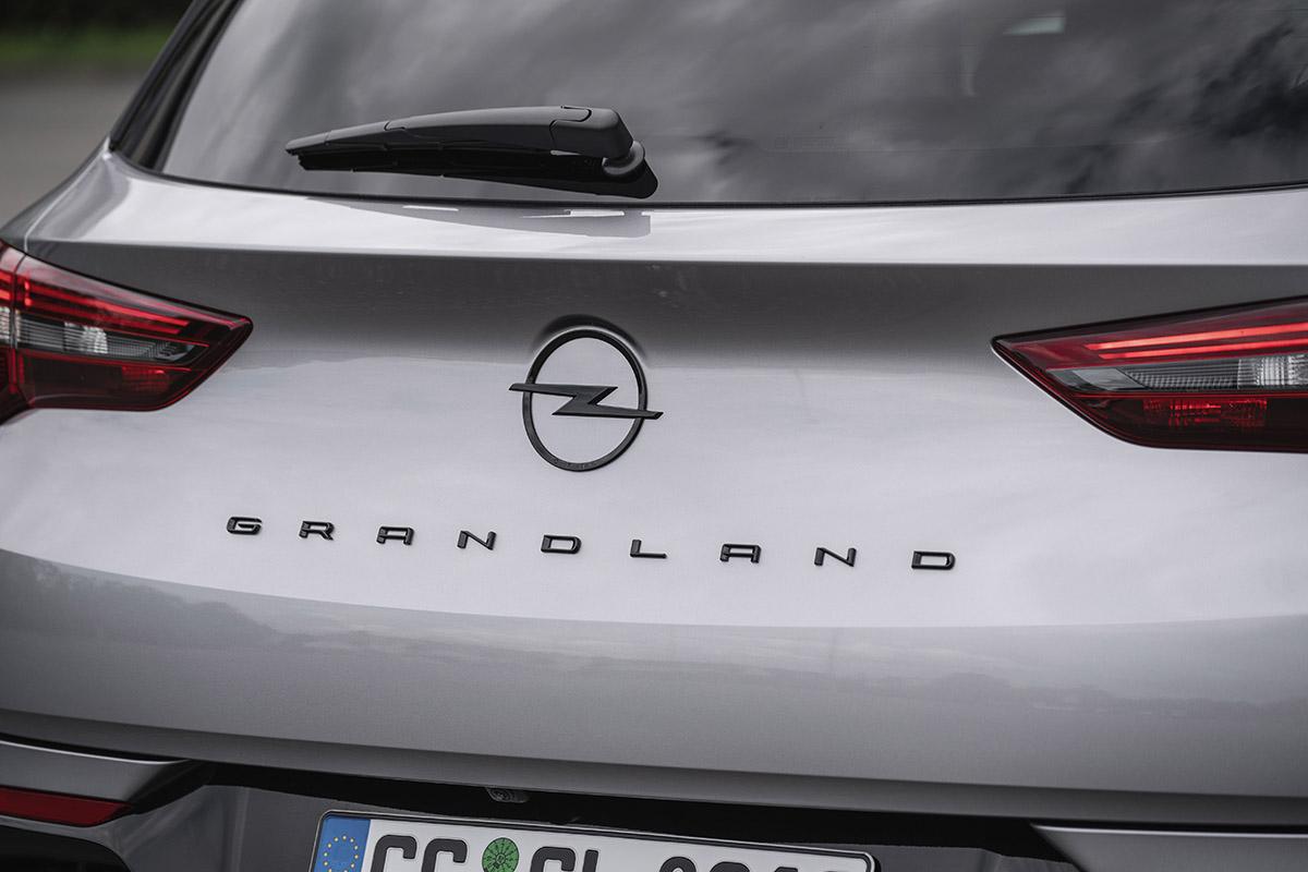 More information about "Új Opel Grandland! X nélkül, új  megjelenéssel."